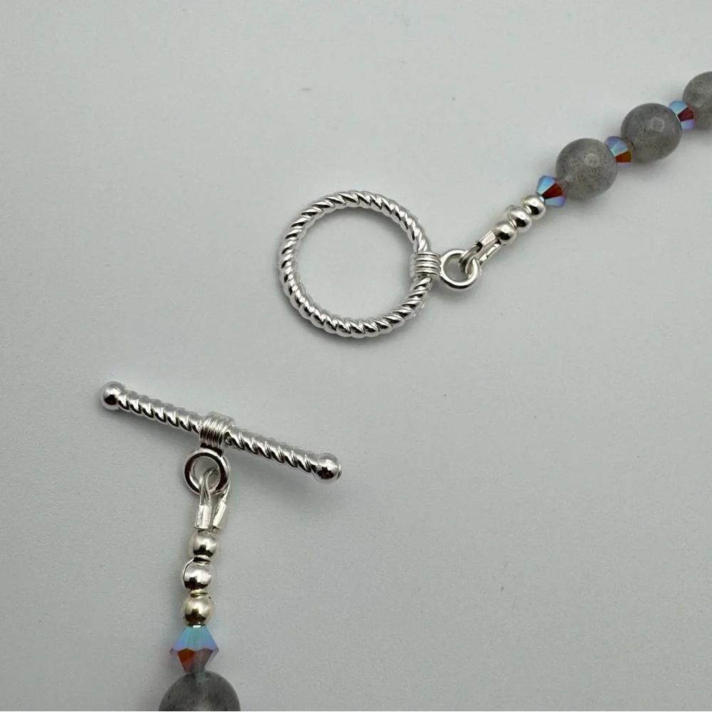 Stunning New Labradorite Beaded Necklace Swarovski Crystal Accents Silver Toggle